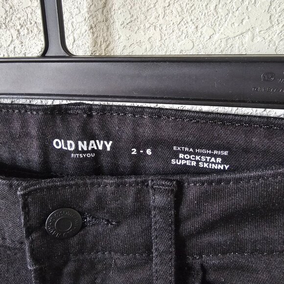 NWT Old Navy Extra-High Rise Rockstar Jeans - Picture 3 of 5